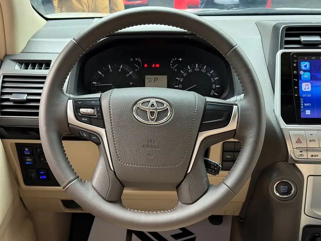Toyota Prado (Import) — фото 10