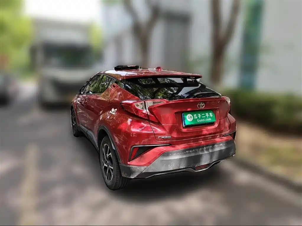 Toyota C-HR — фото 25