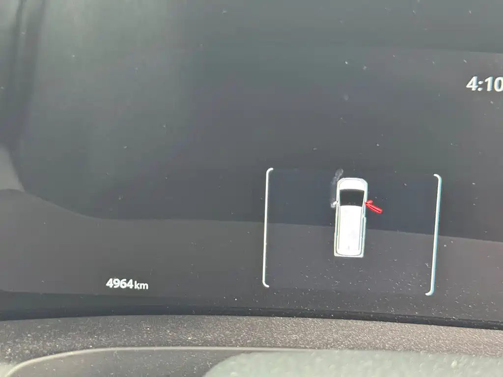 Toyota Alphard — фото 13