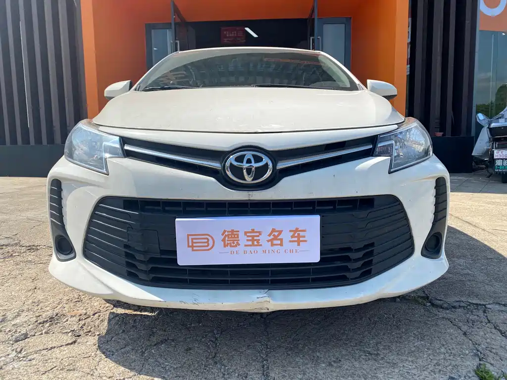 Toyota Vios — фото 3
