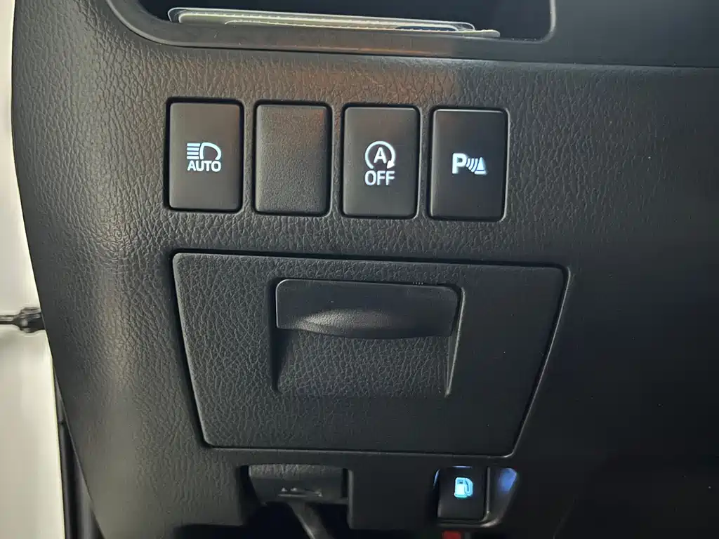 Toyota Highlander — фото 24