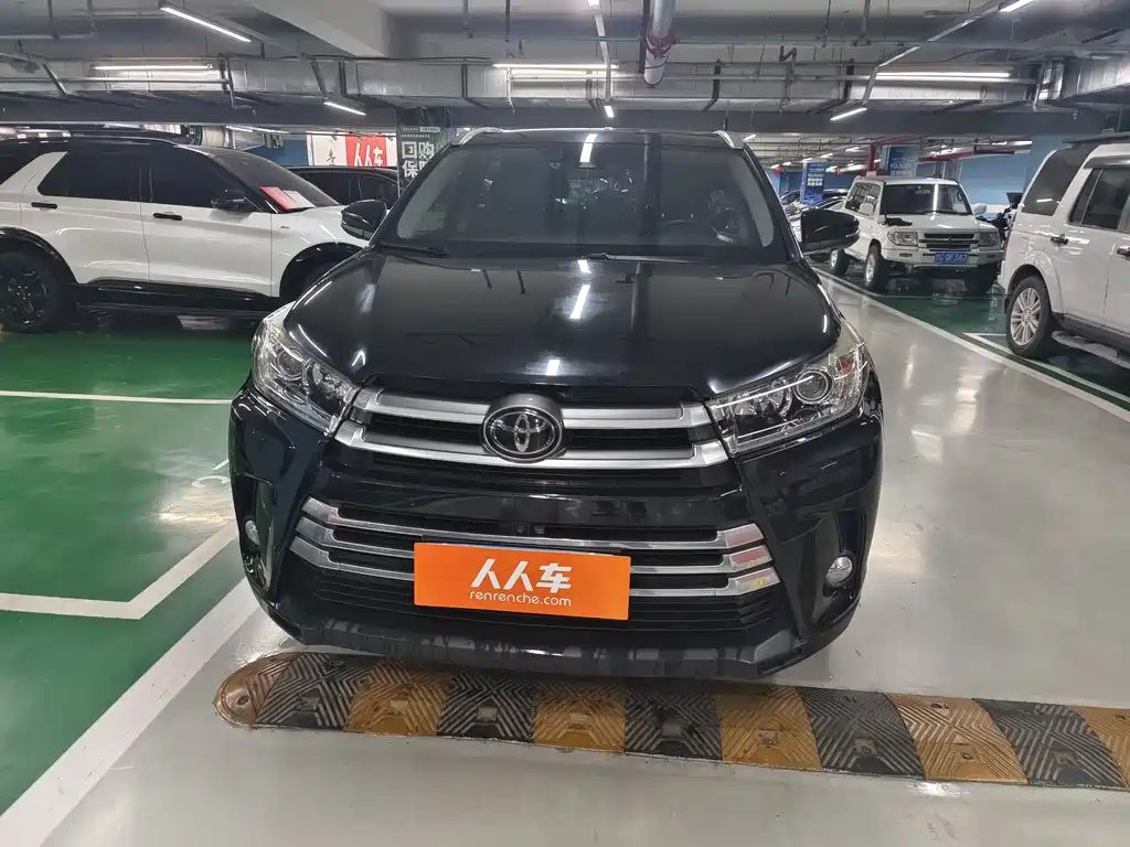 Toyota Highlander — фото 2