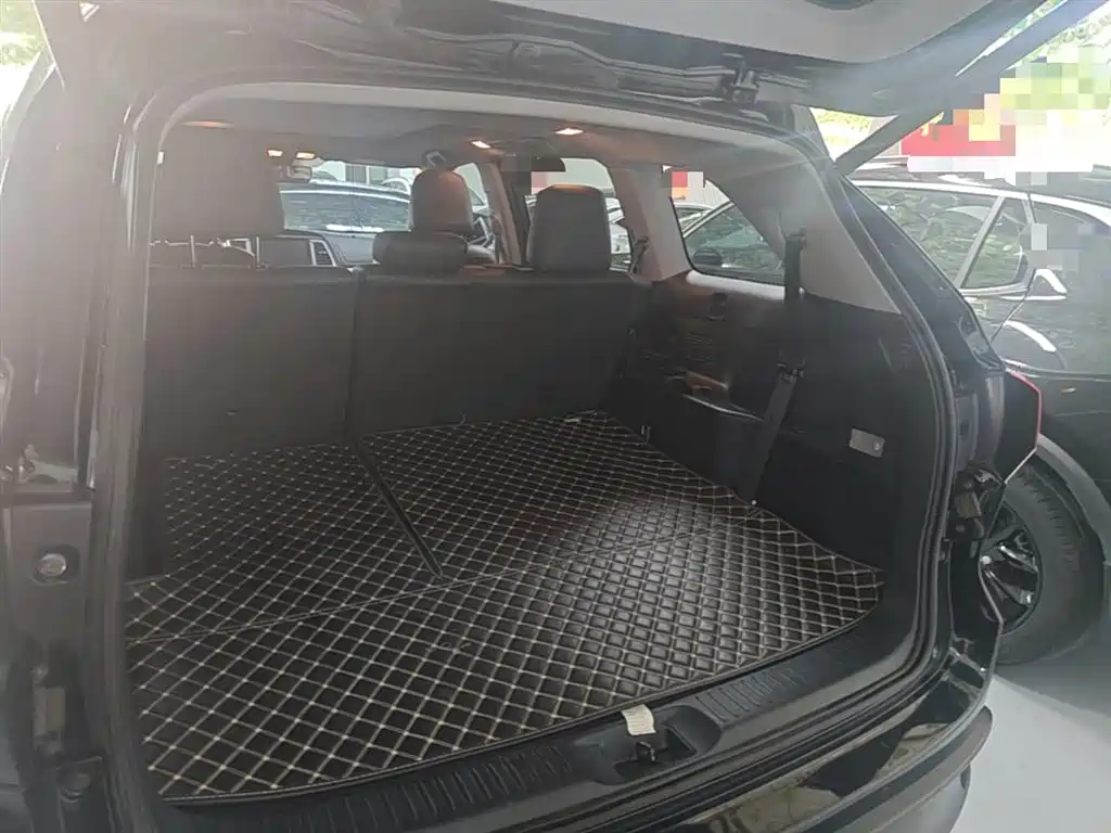 Toyota Highlander — фото 19
