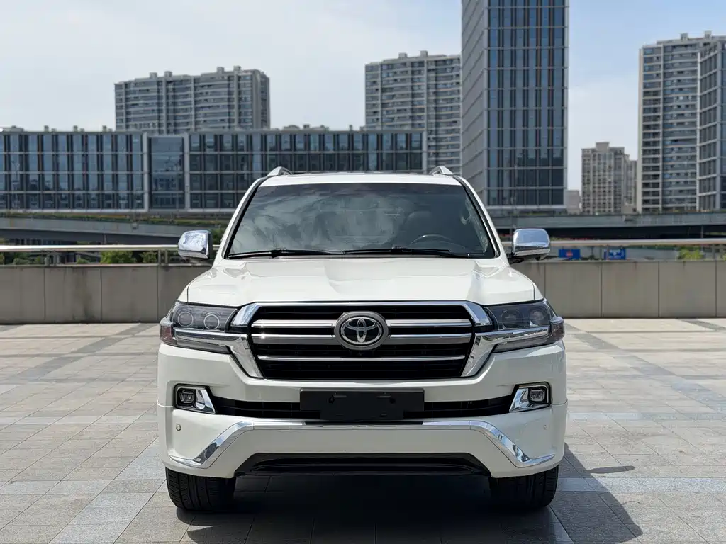 Toyota Land Cruiser — фото 2