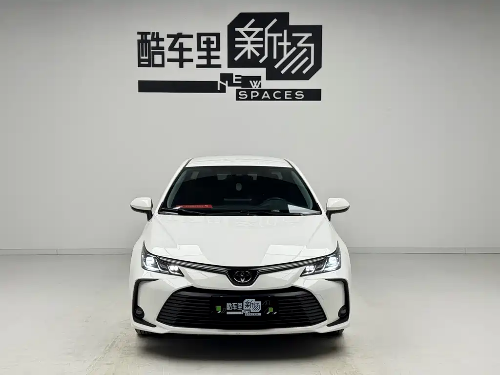 Toyota Corolla — фото 2