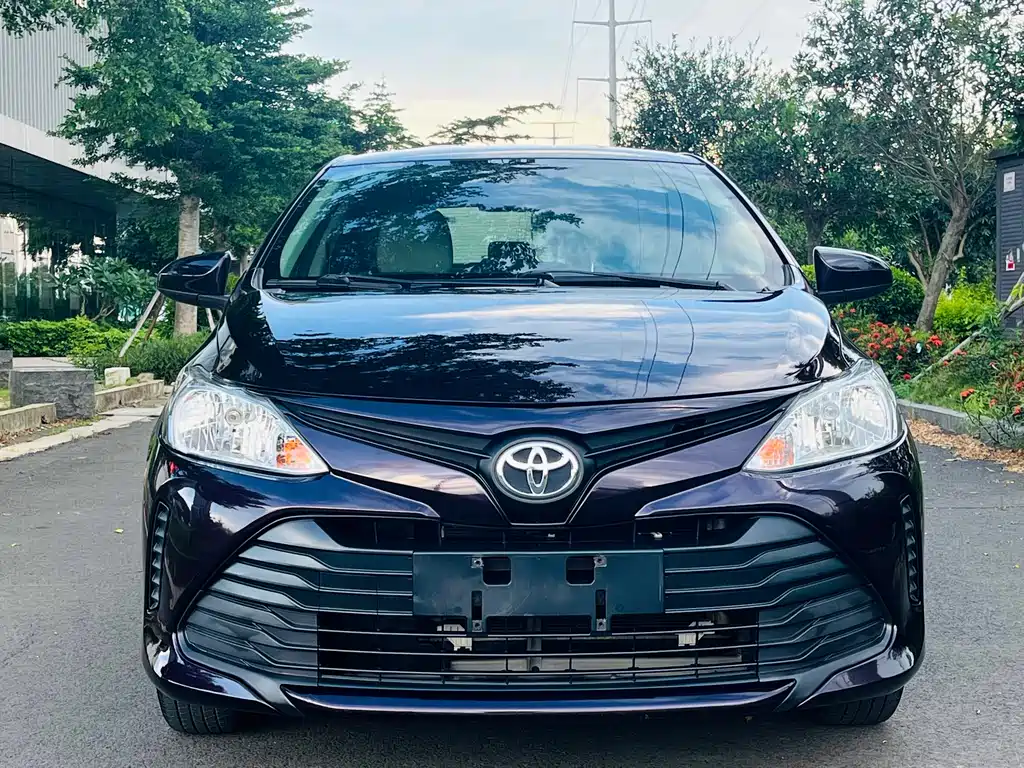 Toyota Vios — фото 3