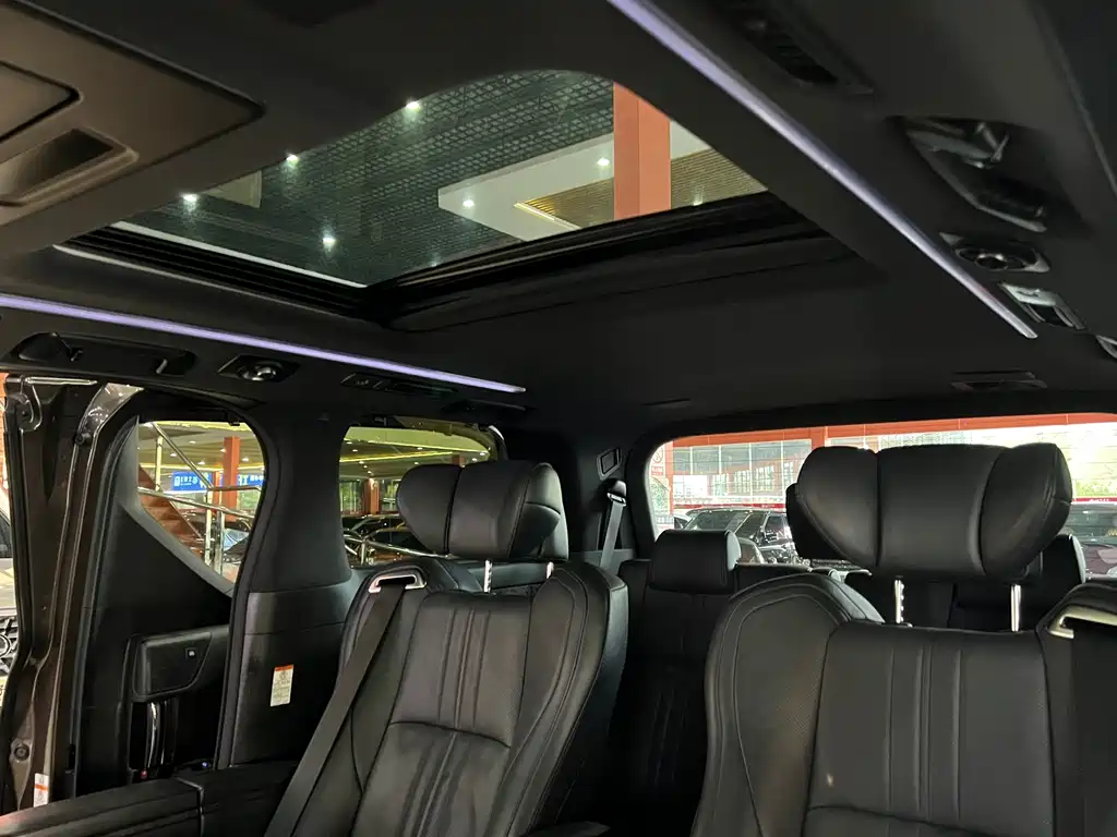 Toyota Alphard — фото 14