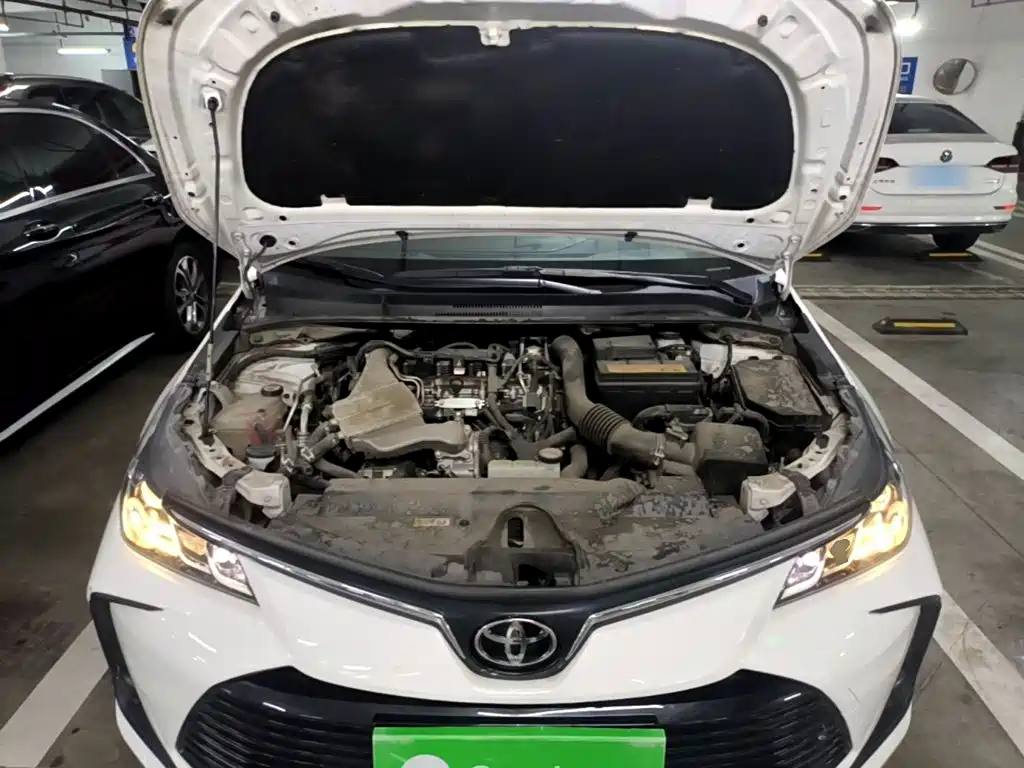 Toyota Corolla — фото 15