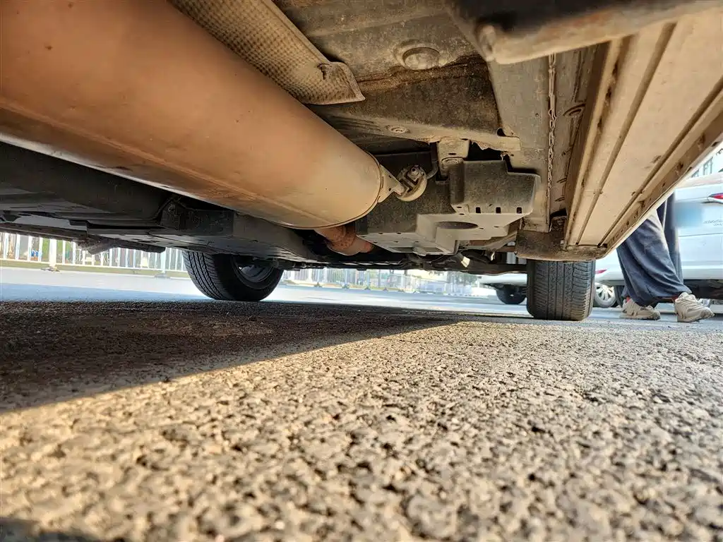 Toyota RAV4 — фото 17