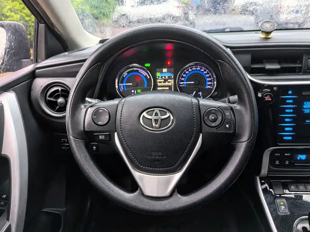 Toyota Levin — фото 11