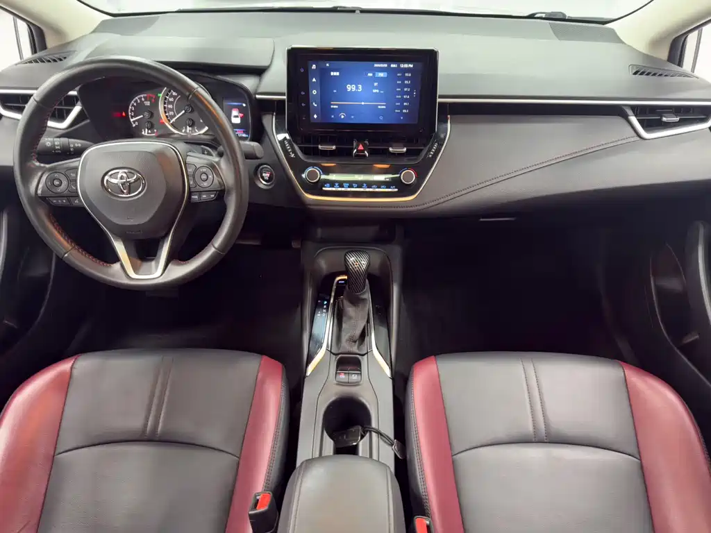Toyota Corolla — фото 14