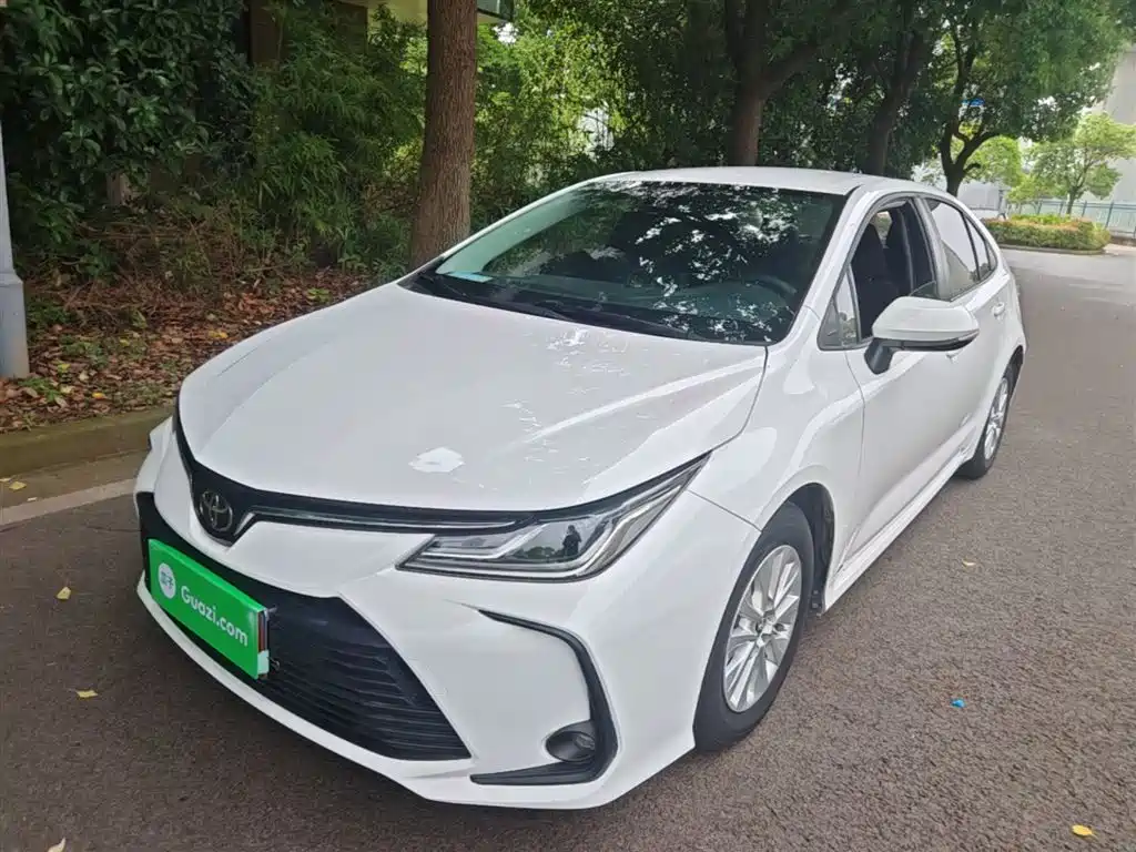 Toyota Corolla — фото 2
