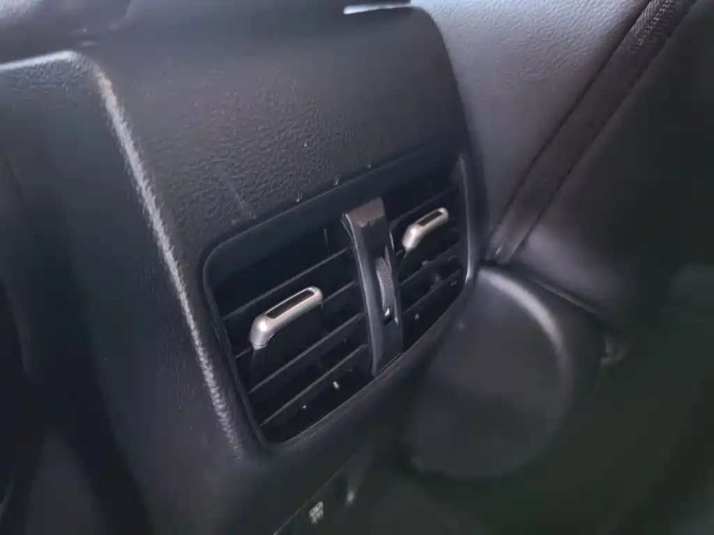 Toyota Levin — фото 10
