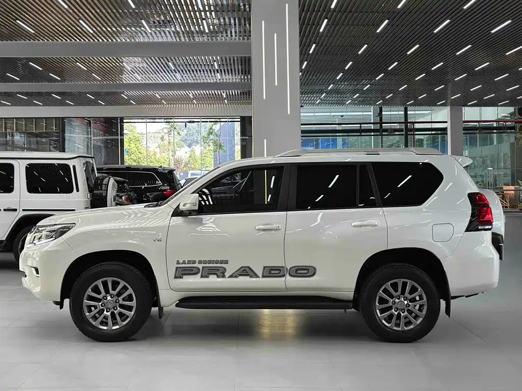 Toyota Prado (Import) — фото 4