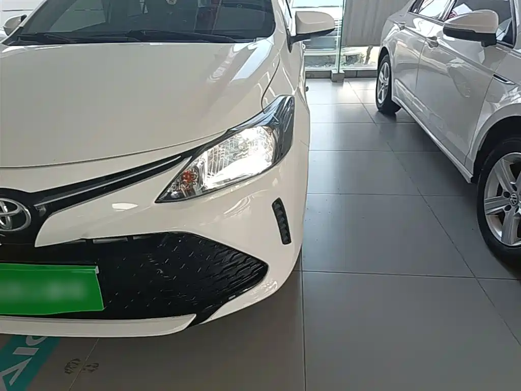 Toyota Vios FS — фото 24
