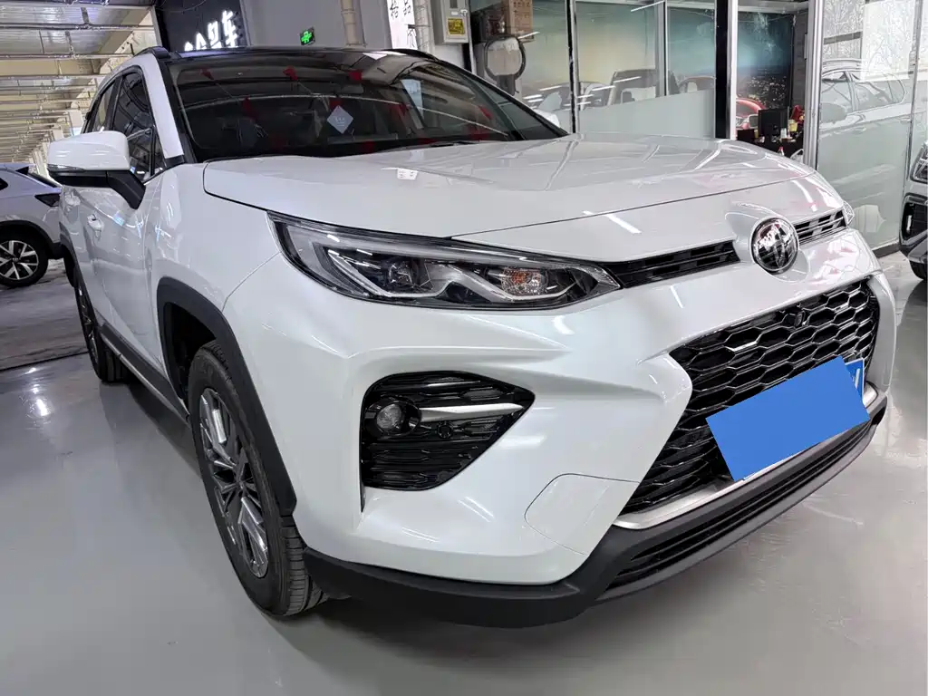 Toyota Wildlander — фото 3