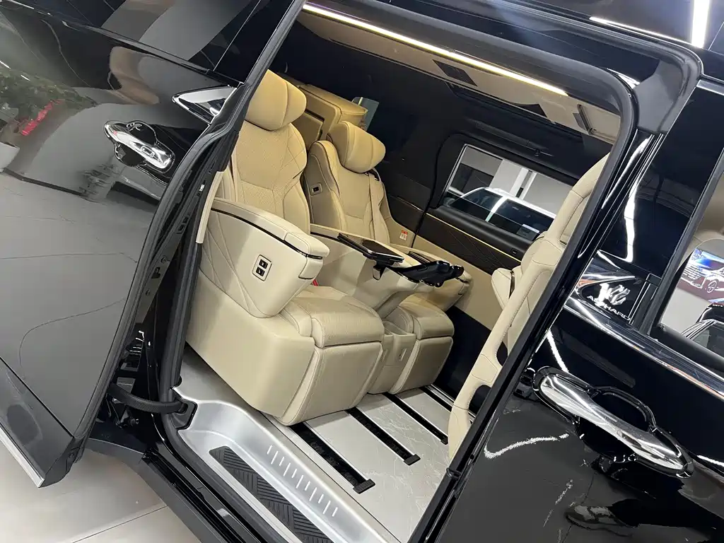 Toyota Alphard — фото 14
