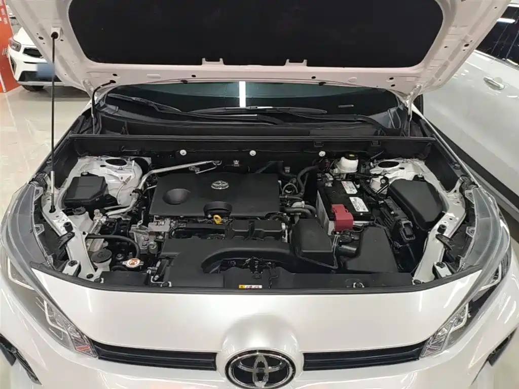 Toyota Wildlander — фото 20