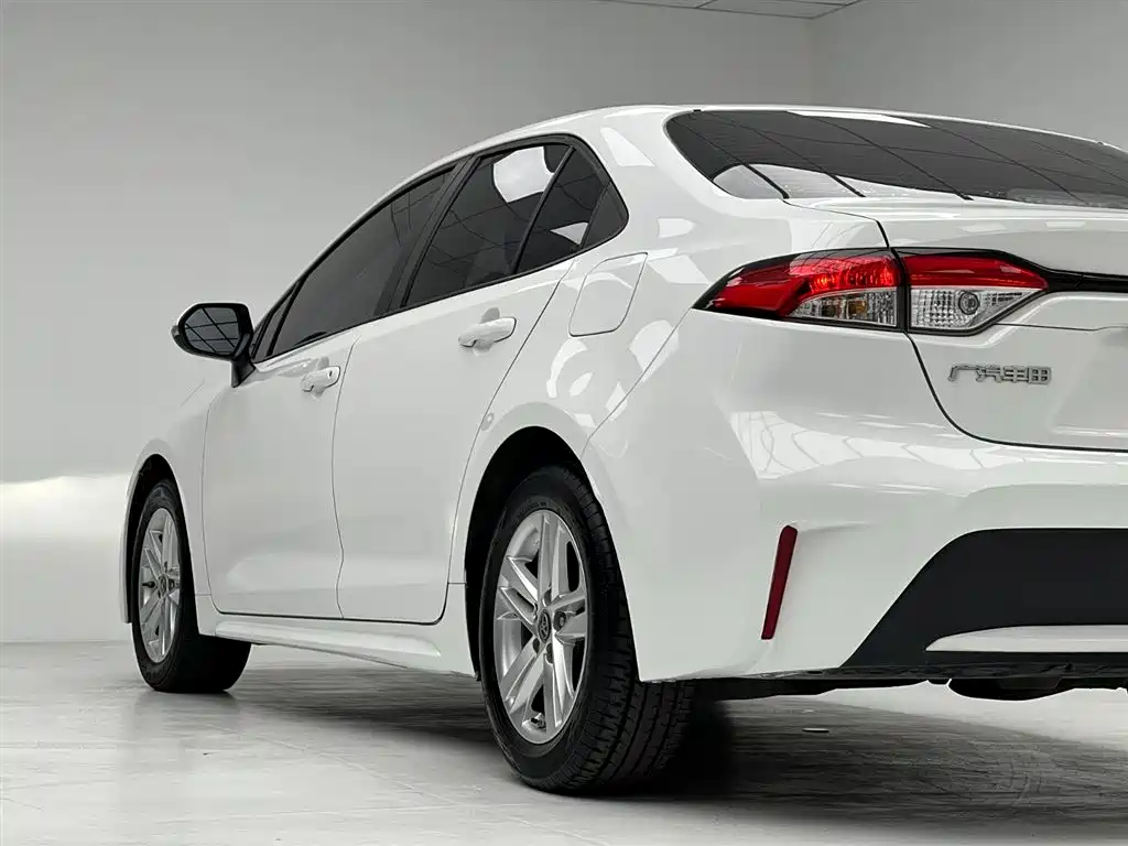 Toyota Levin — фото 10