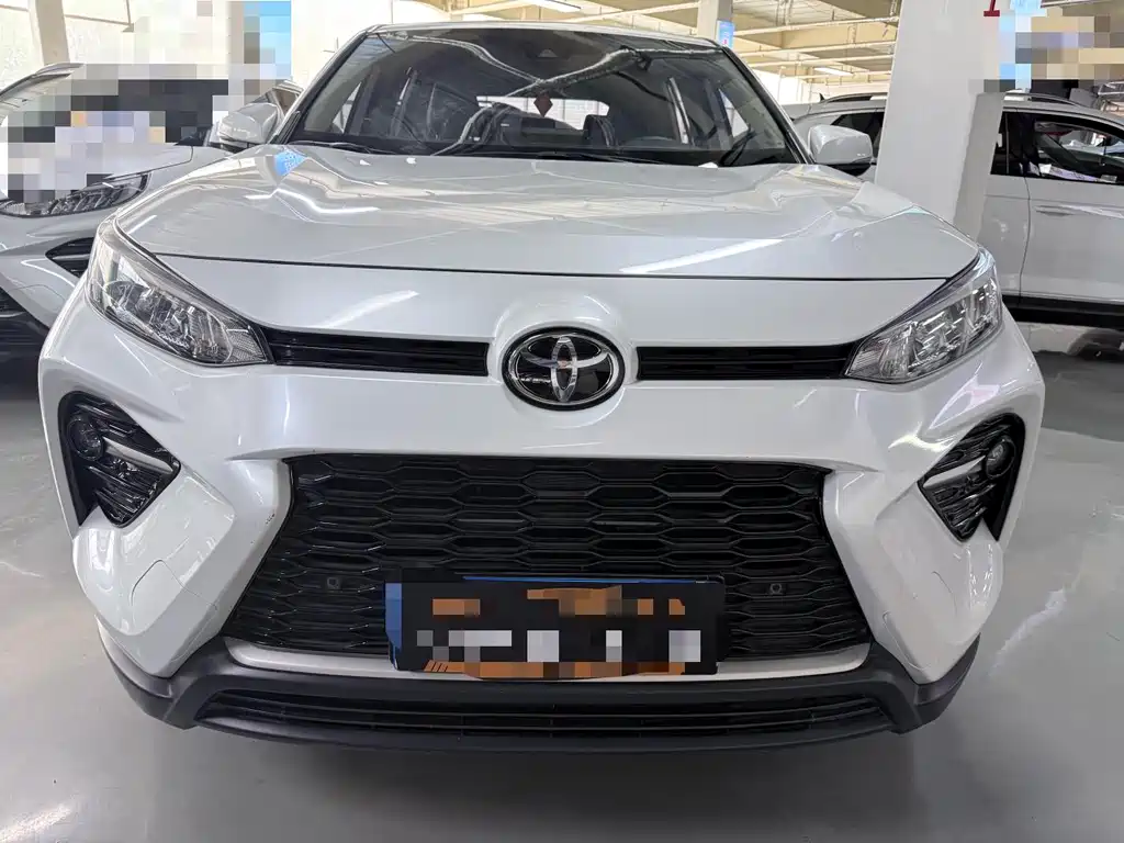 Toyota Wildlander — фото 2
