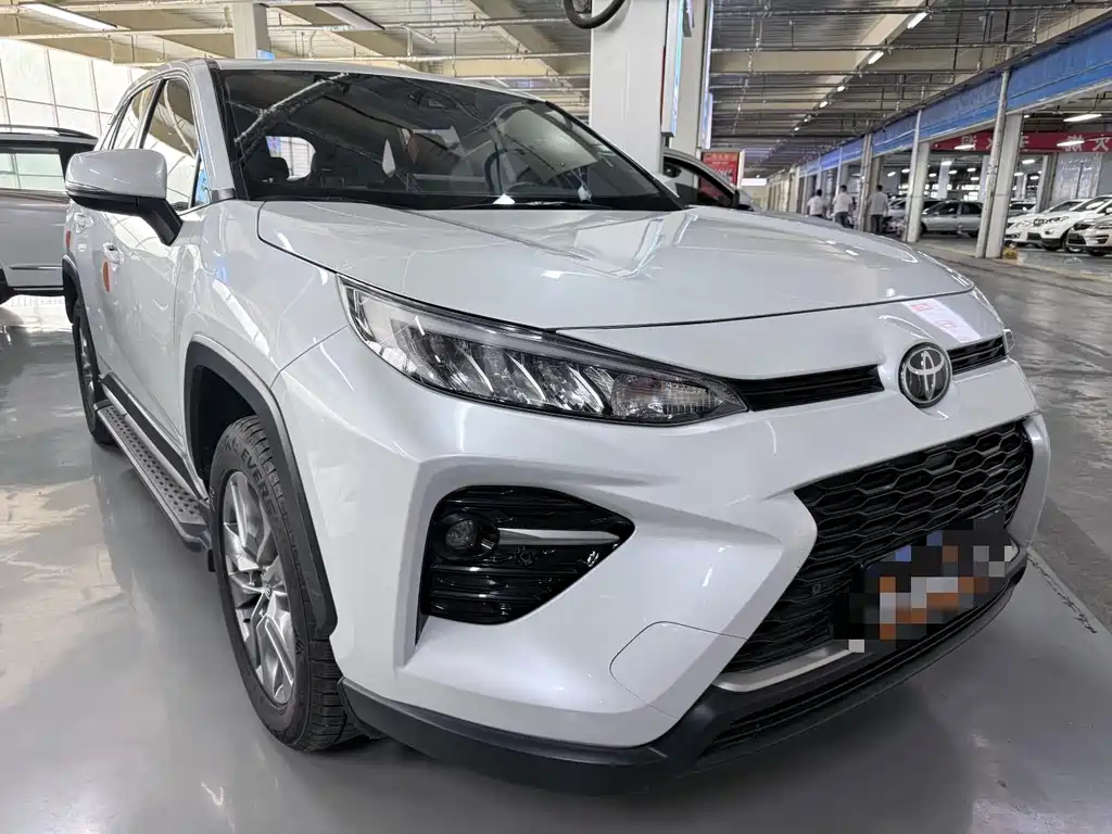 Toyota Wildlander — фото 3