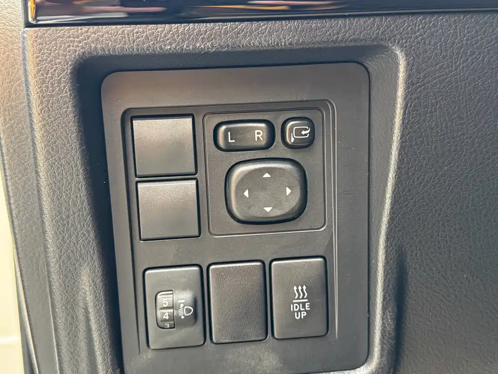 Toyota Prado (Import) — фото 20