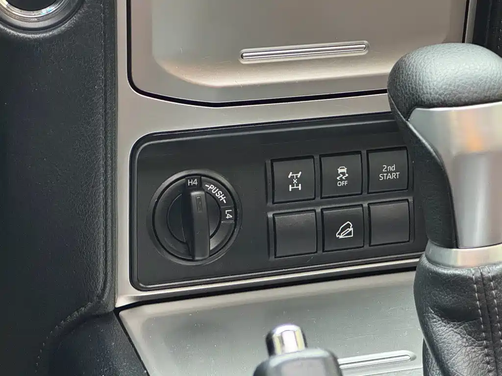 Toyota Prado (Import) — фото 25