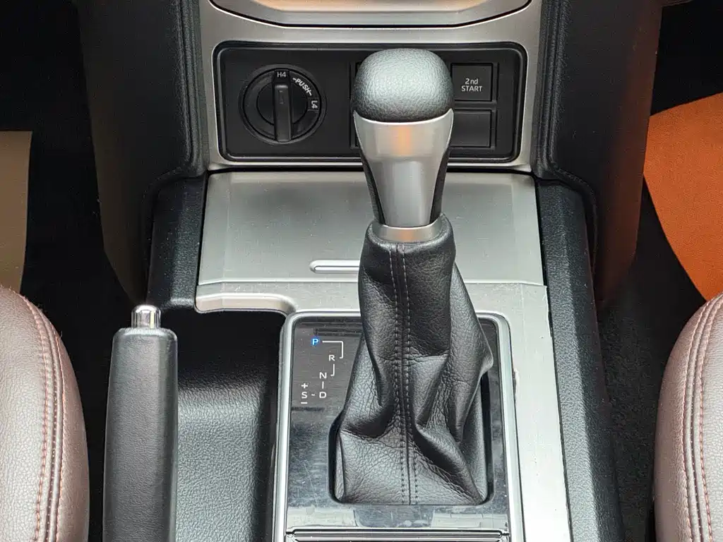 Toyota Prado (Import) — фото 26