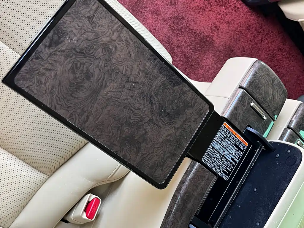 Toyota Vellfire — фото 23