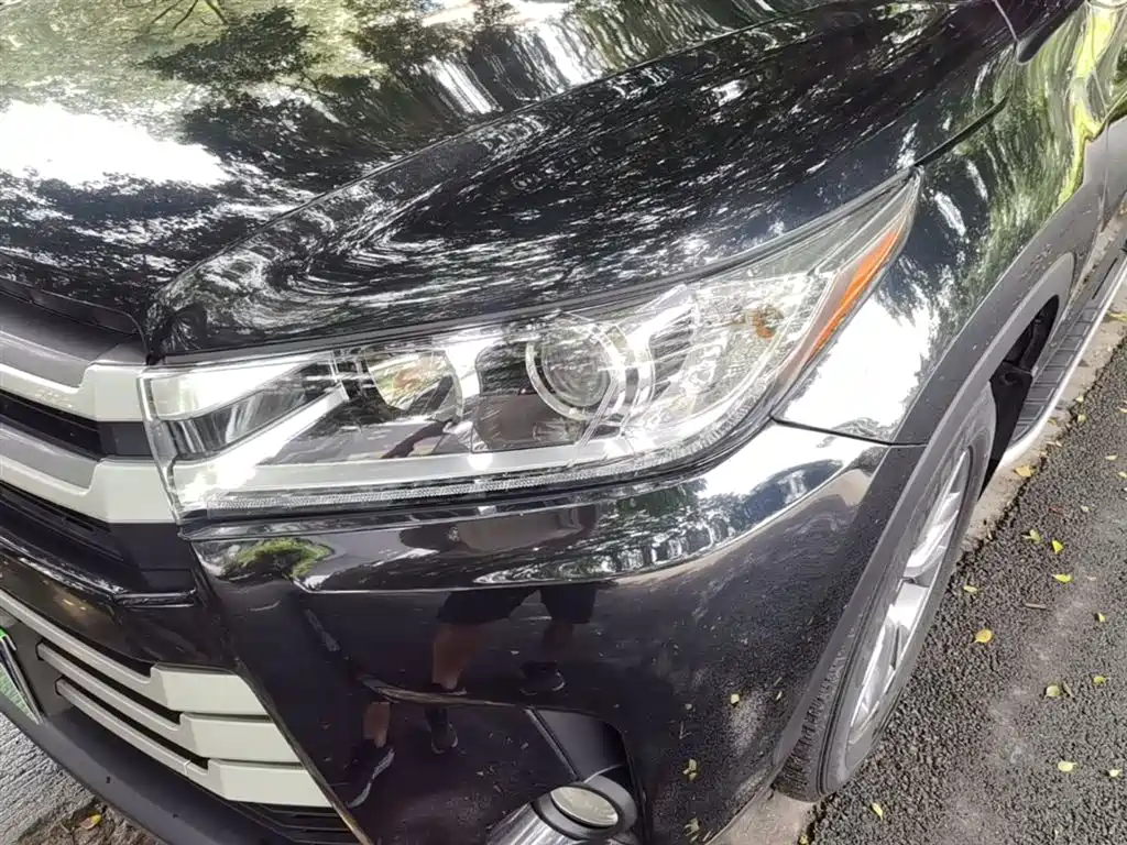 Toyota Highlander — фото 24