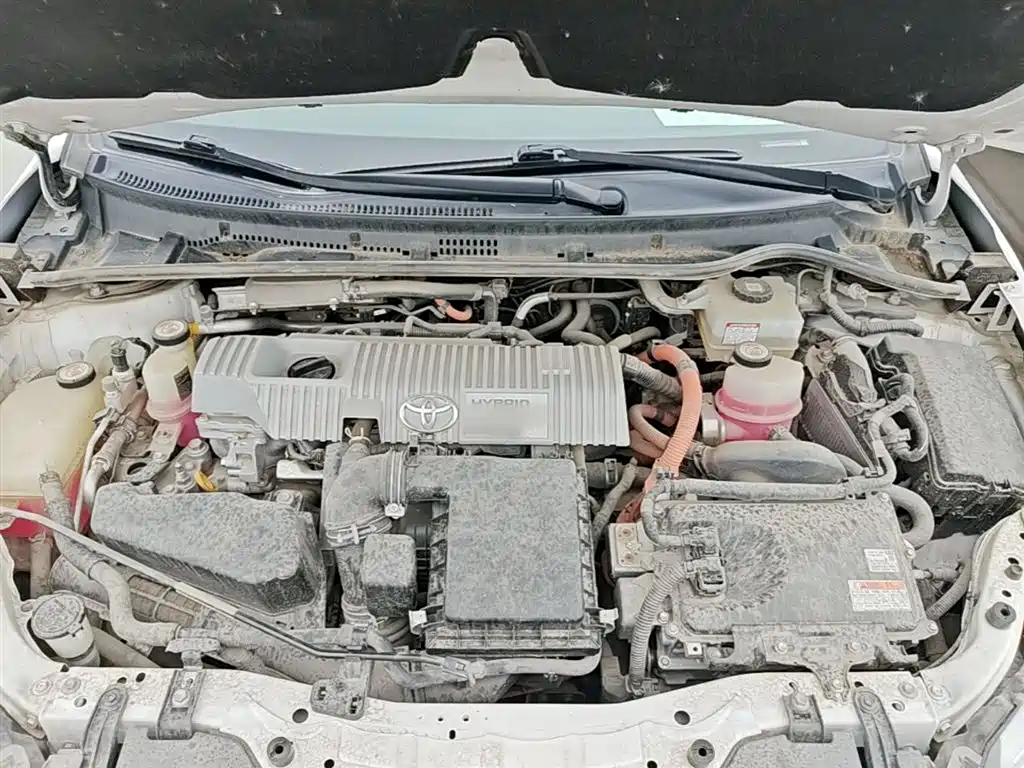 Toyota Corolla Hybrid — фото 19