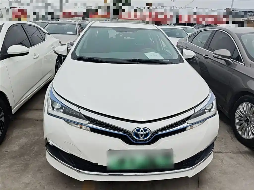 Toyota Corolla Hybrid — фото 3