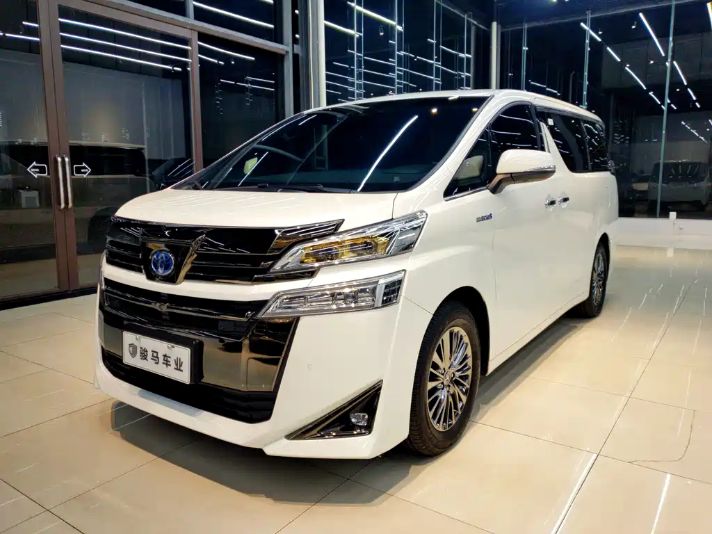 Toyota Vellfire — фото 3