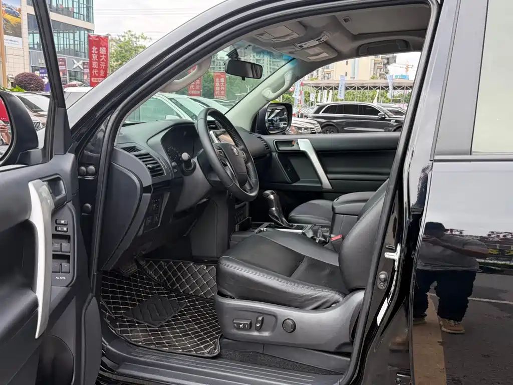 Toyota Prado (Import) — фото 4