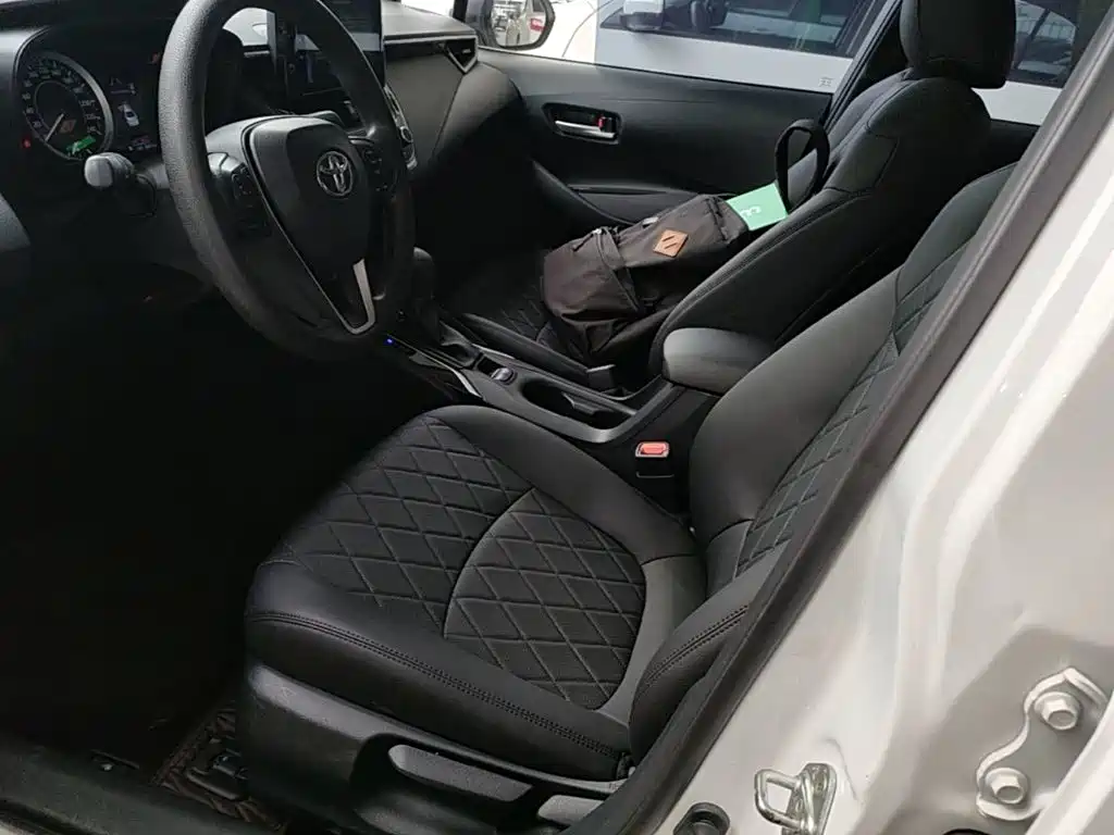 Toyota Allion — фото 11