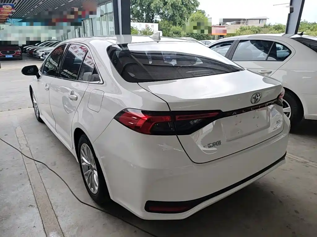 Toyota Allion — фото 23