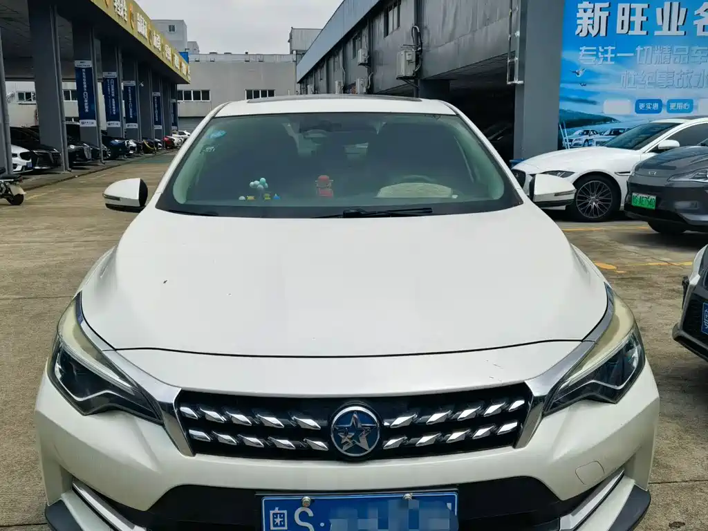 Venucia D60 — фото 2