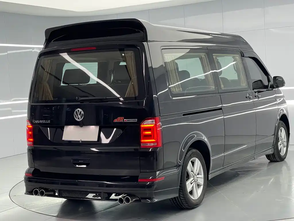 Volkswagen Caravelle — фото 4