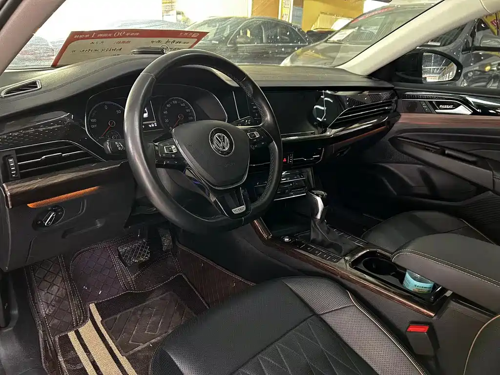 Volkswagen Passat New Energy — фото 4