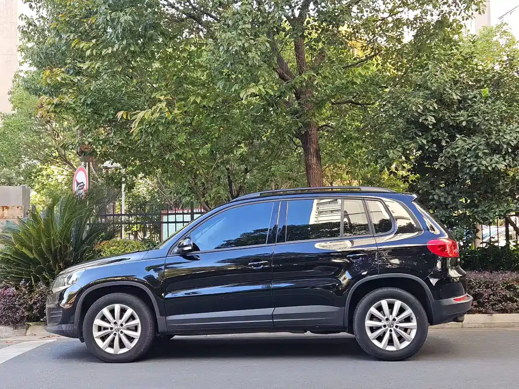 Volkswagen Tiguan — фото 3