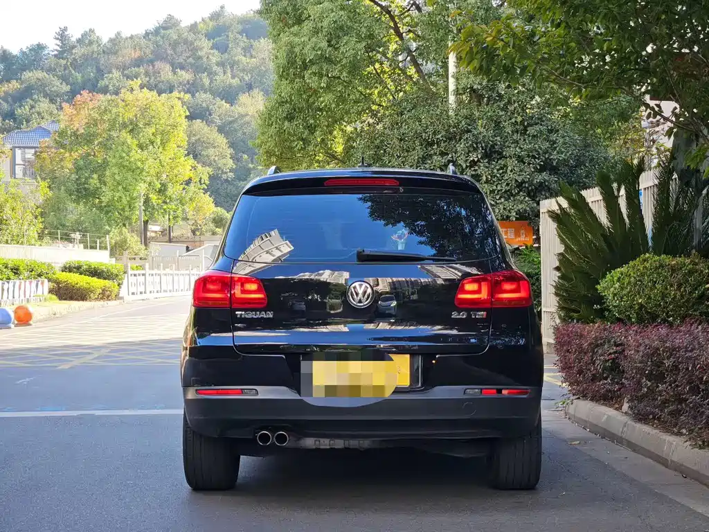 Volkswagen Tiguan — фото 4