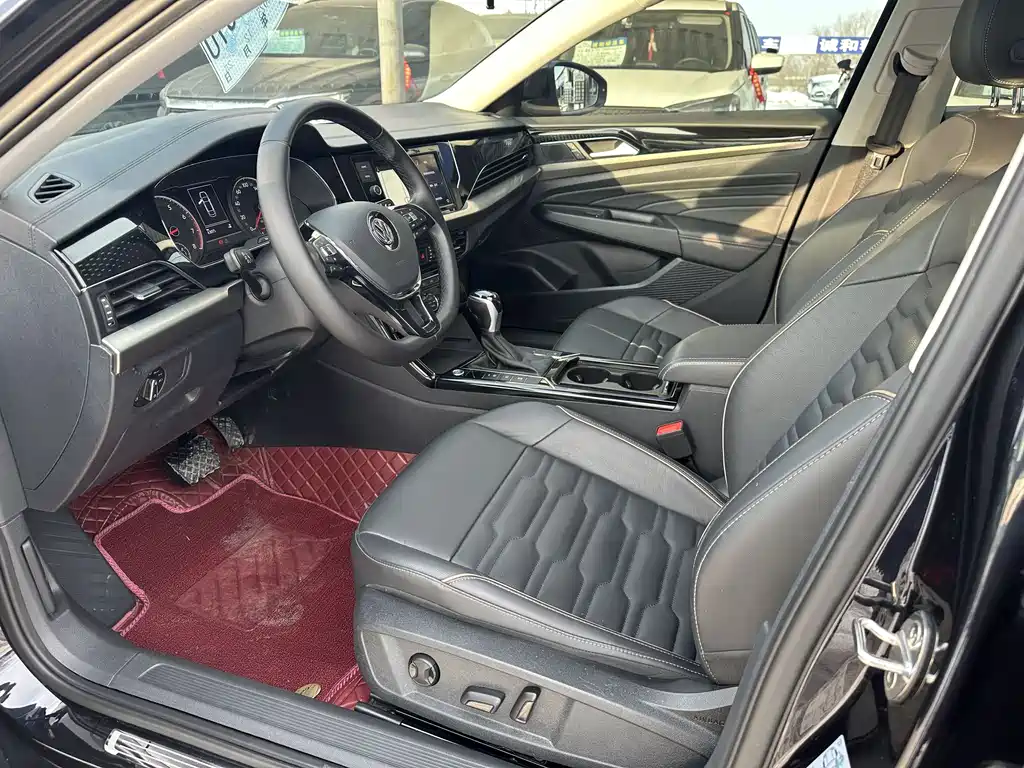 Volkswagen Passat — фото 4