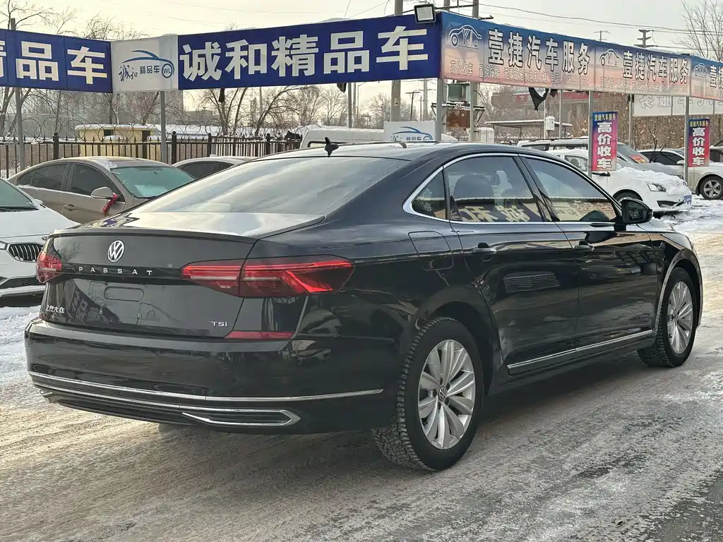 Volkswagen Passat — фото 9
