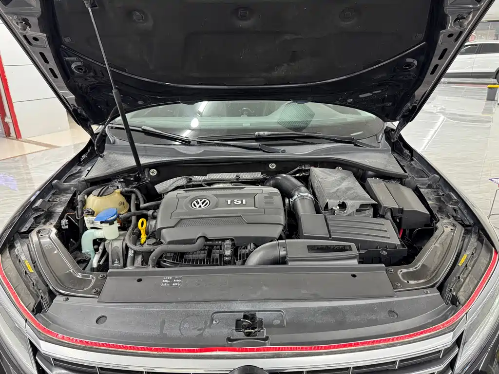 Volkswagen Passat — фото 13