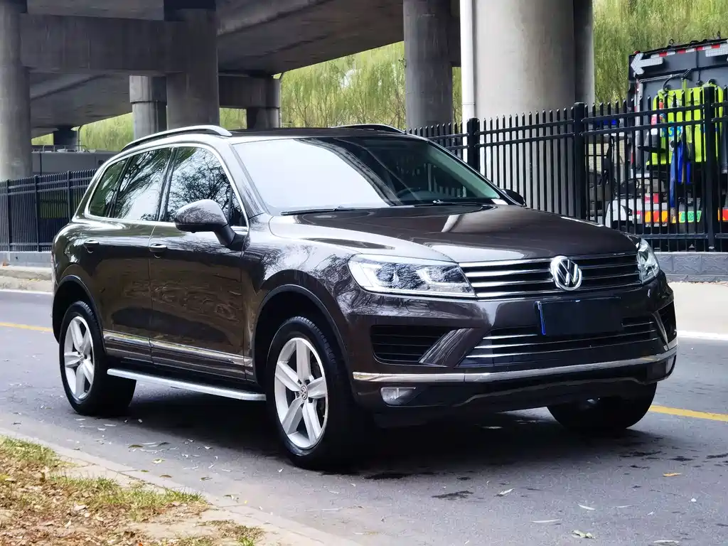 Volkswagen Touareg — фото 2
