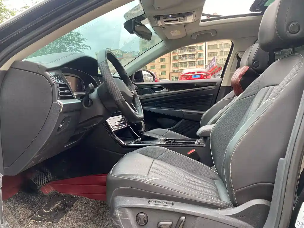 Volkswagen Passat — фото 5