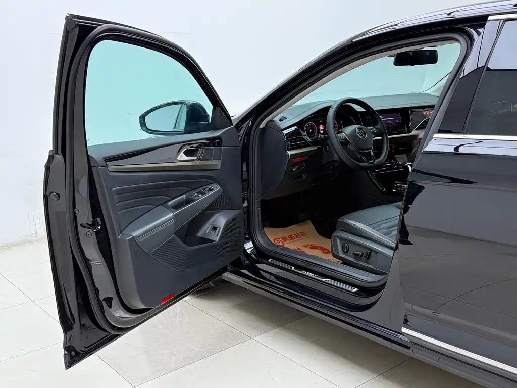 Volkswagen Passat — фото 4