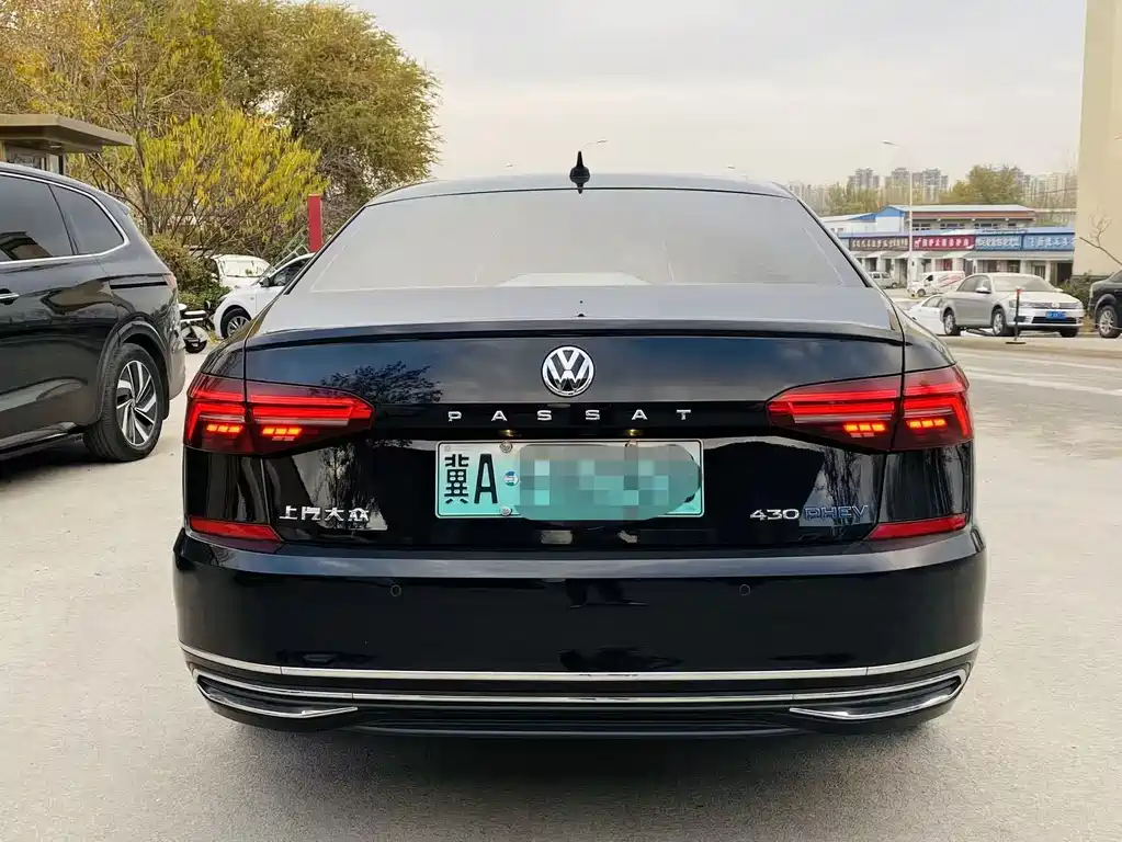 Volkswagen Passat New Energy — фото 4