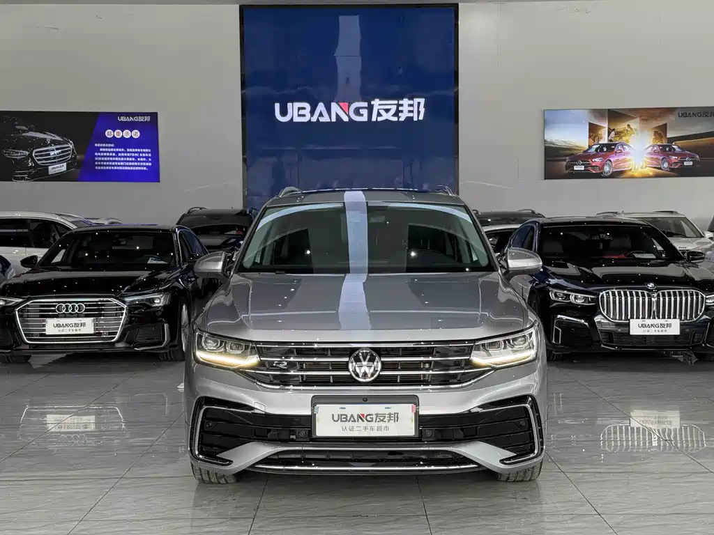 Volkswagen Tiguan L — фото 2