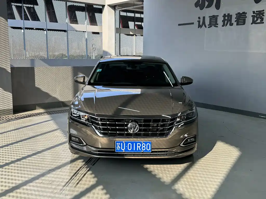 Volkswagen Passat — фото 3